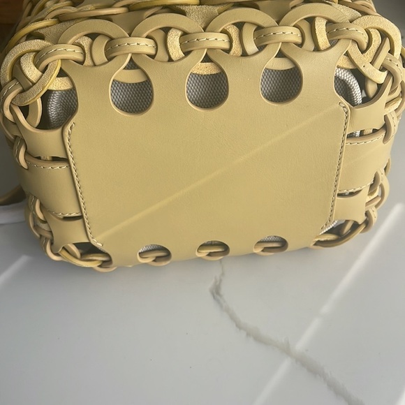 MCGRAW DIE-CUT SMALL BUCKET
BAG - Picture 10 of 11